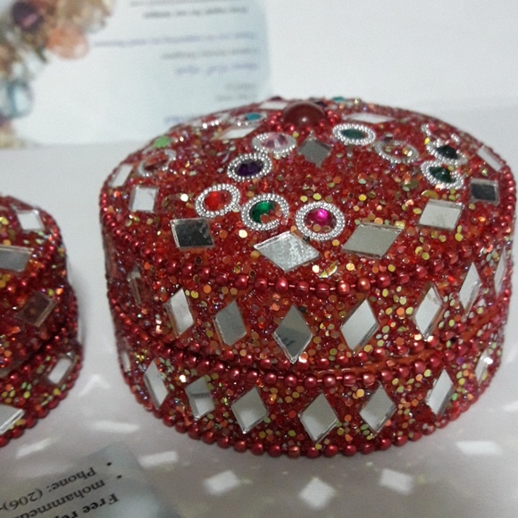 JEWELRY BOX - Picture 1 of 8